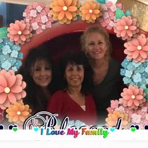 Meet your Posher, Debbie